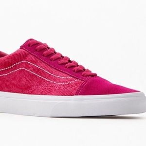 Vans
Pink Cord Panel